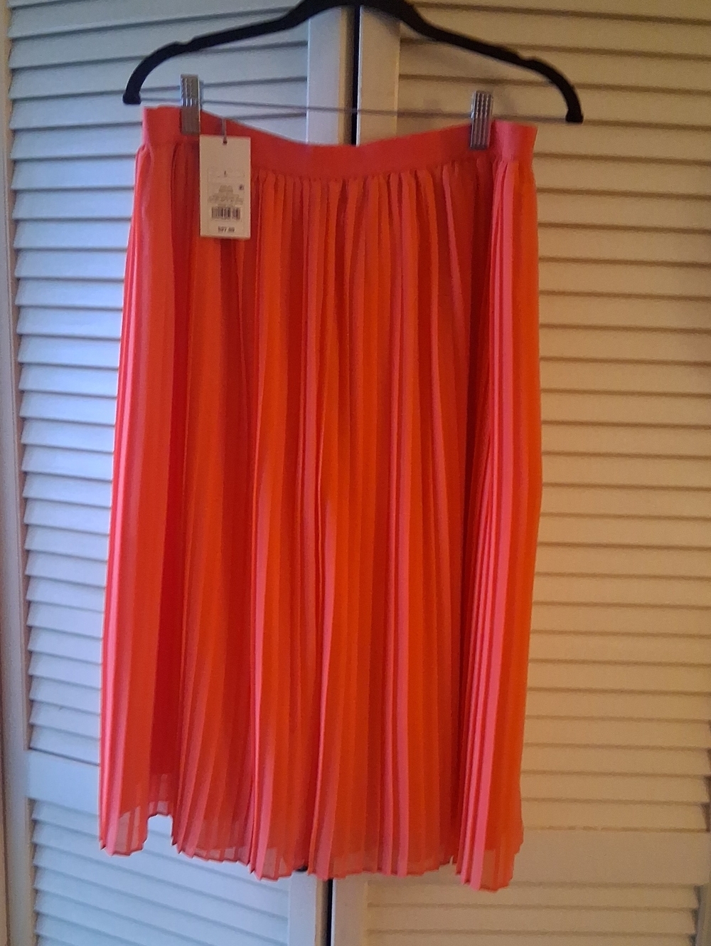 Pleated Midi Skirt - Coral